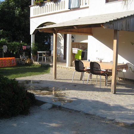 Apartments Yvonne Pakoštane Kültér fotó
